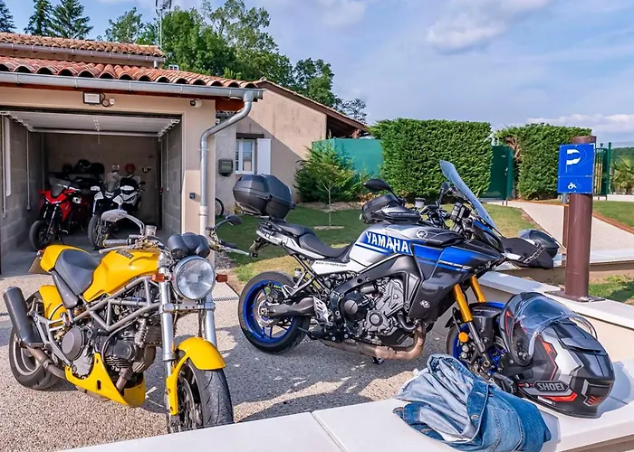 Avec Jacuzzi Privatif - 6 Pers. - Api-1-52-1964